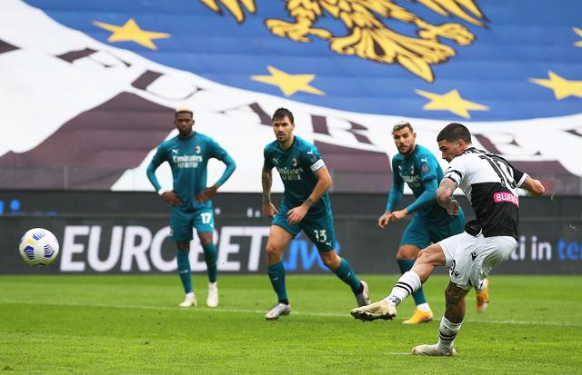 自由泳划下 自由泳划下