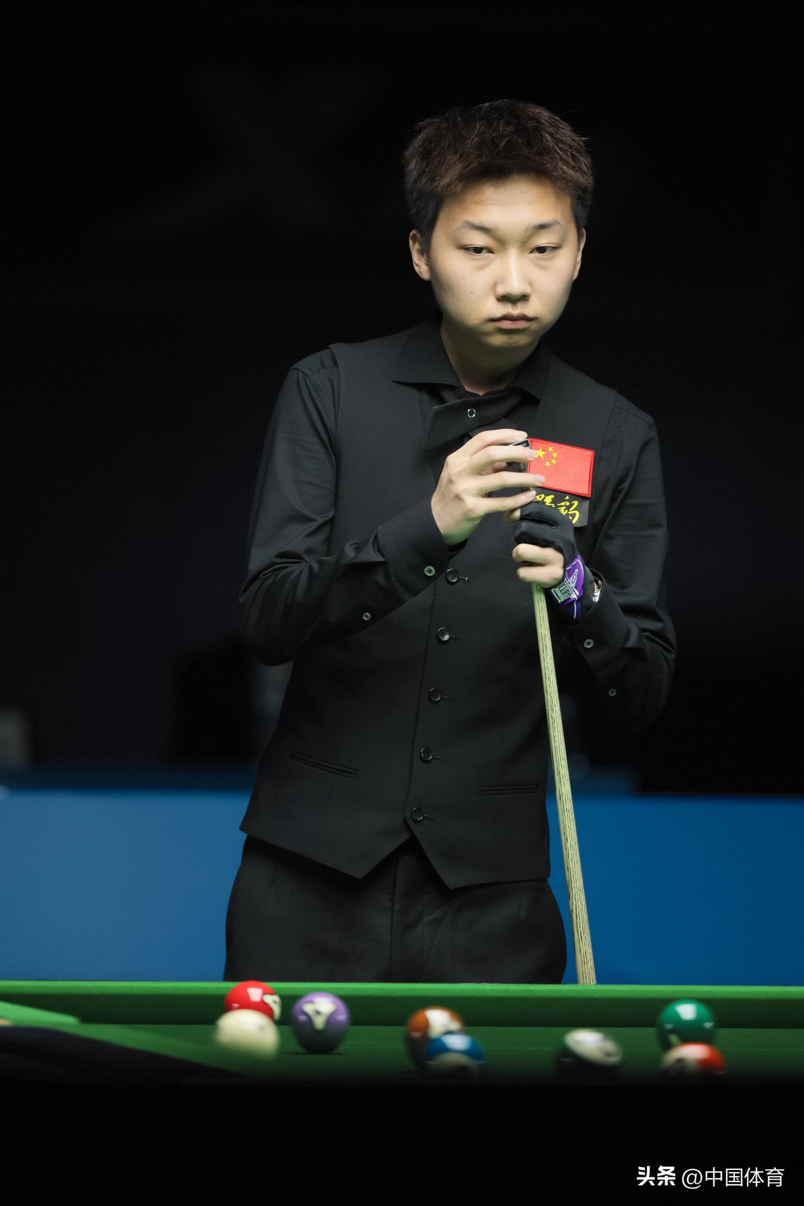 紧密结合 紧密结合