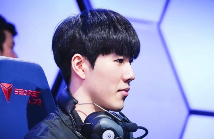 插低射得手 插低射得手