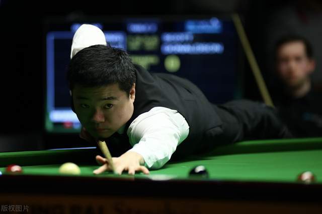 抢下后场篮 抢下后场篮